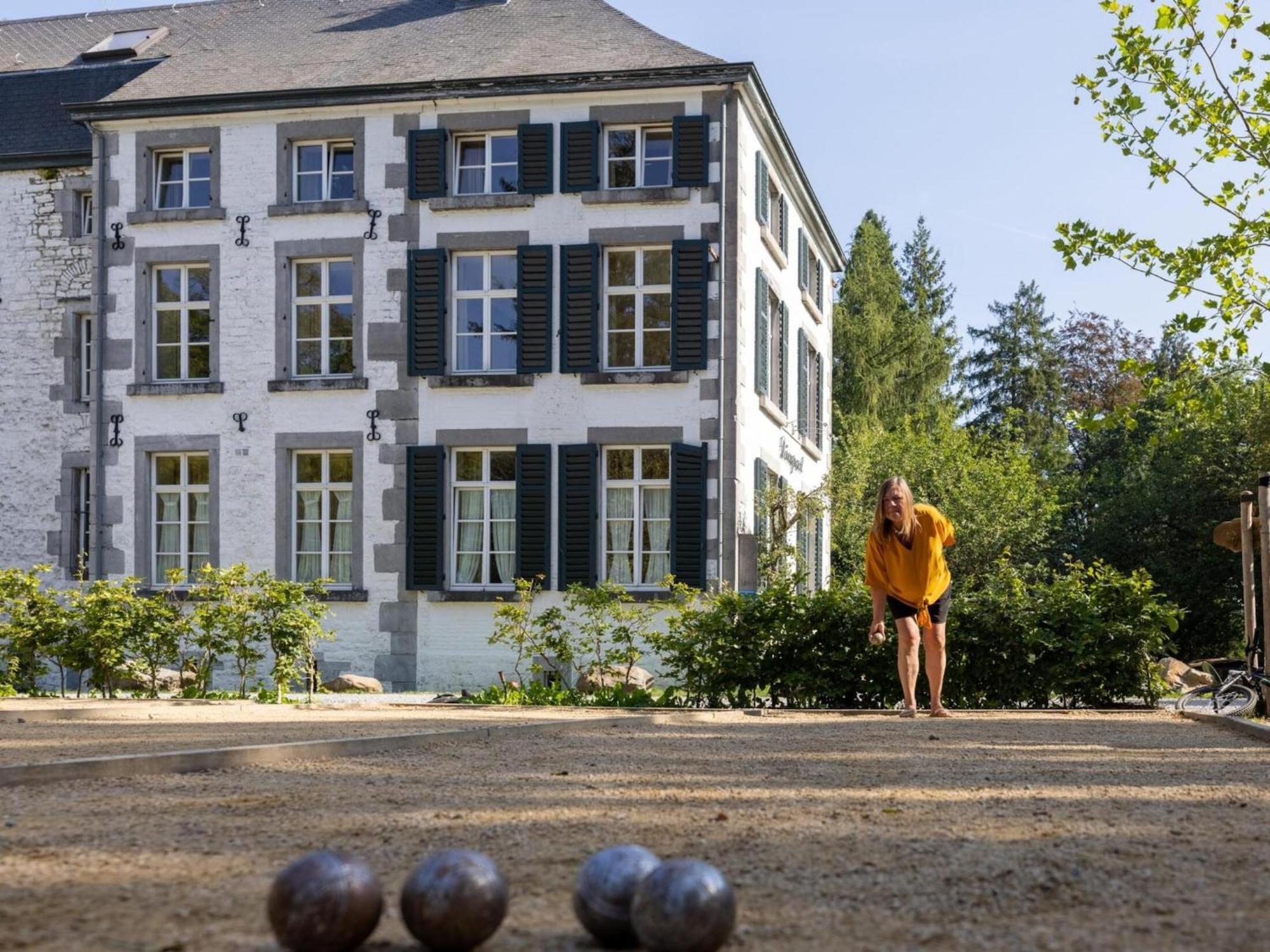 Stationed Between Spa And Liege Apartment In Aywaille Bagian luar foto