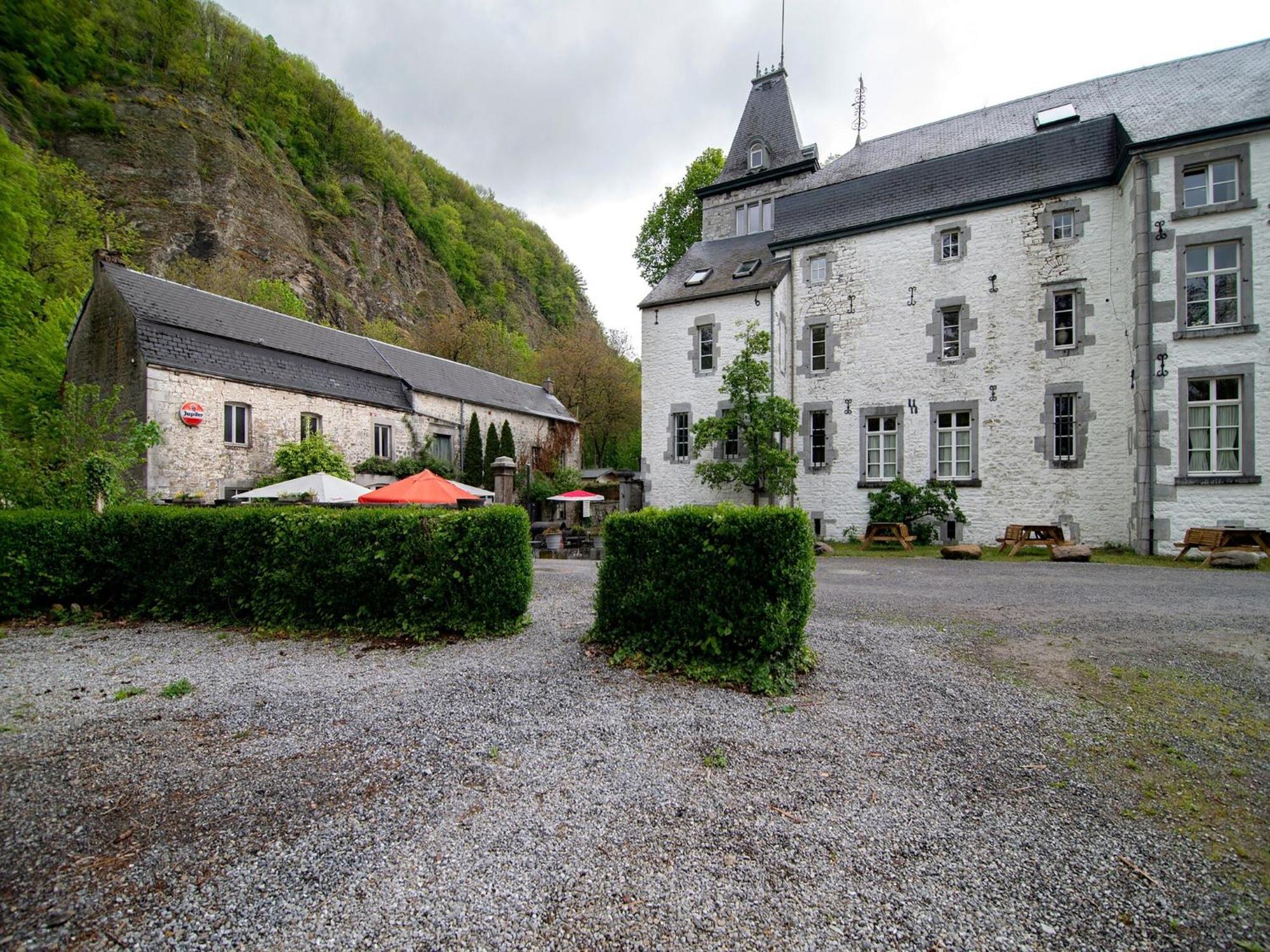 Stationed Between Spa And Liege Apartment In Aywaille Bagian luar foto